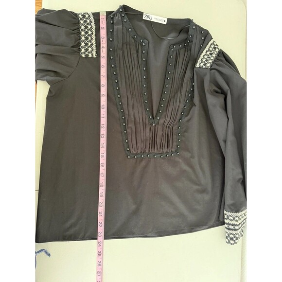 Zara Embroidered Blouse Women Size M Boho Peasant Chic Black Top - Picture 4 of 5